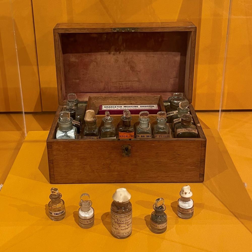 Medicine chest