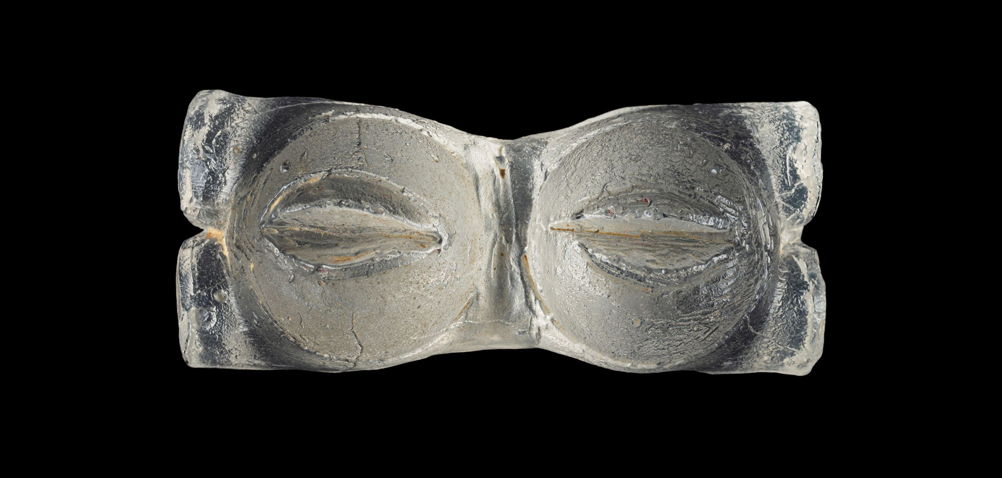 Hannah Bremner, Double ended figure, The Spirit of Matter Series, 2002, lost wax casting, lead crystal, clay pigment