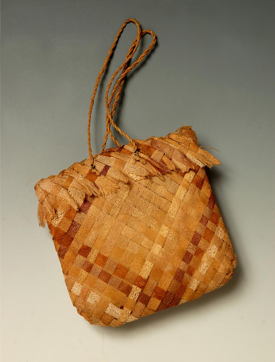 Kete, 19th C, Lacebark, Collection of Aratoi Wairarapa Museum of Art and History. Gift of Elizabeth Burden.